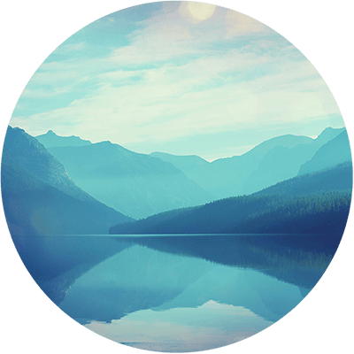 Hypnosepraxis Jorge Reyes - blaue Stunde an stillem Bergsee